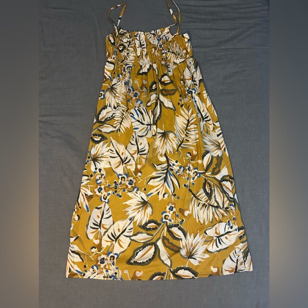 Vintage Hawaiian-inspired sundress.
